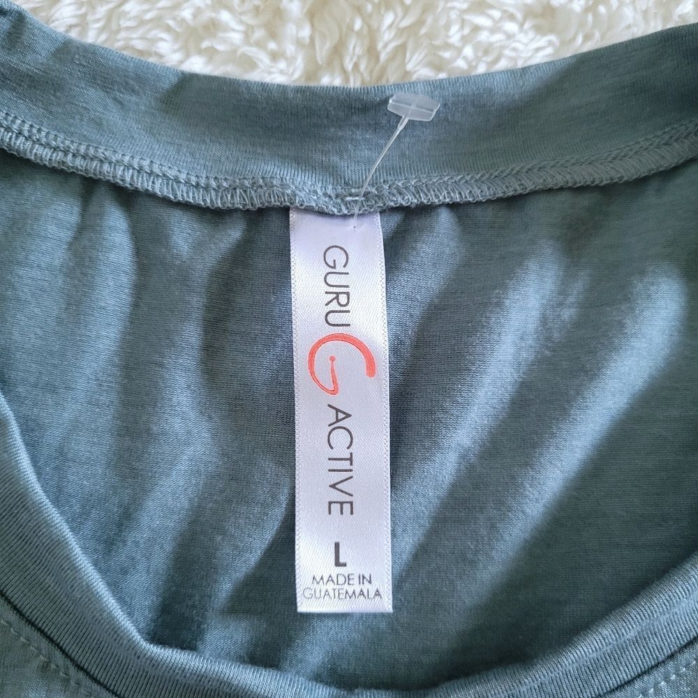 ✨️HP✨️ Guru Active🤸‍♀️ Yoga🧘‍♀️/Workout🏃‍♀️ Top - NWT - Picture 5 of 12